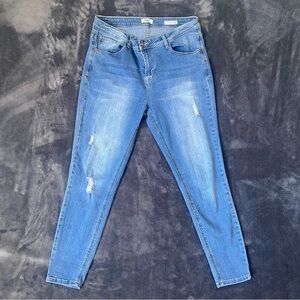 Kensie Light Blue Skinny  Women’s Jeans Waist 17in.